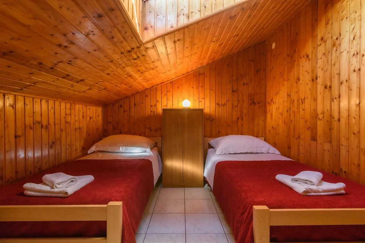 Accommodation Mamut Трогир Хорватия